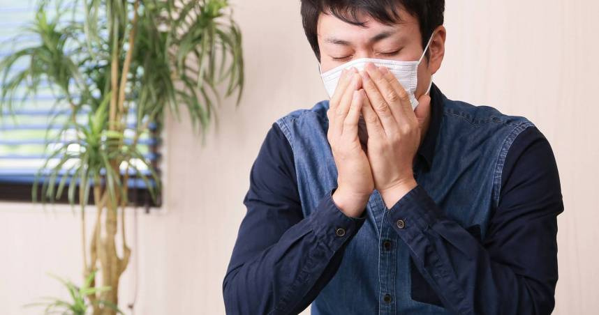 民眾如在春節期間有就診需求，可健保APP、健保署全球資訊網與資料開放平台查詢相關資訊。（示意圖／photoAC）