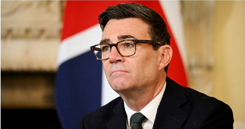 中國國家主席習近平8日晚間與新任英國首相柏南（Andy Burnham）進行首次正式通話。（圖／達志／美聯社）
