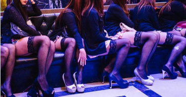 酒店停業女公關轉戰釣蝦場!慘淪私娼「遭客白嫖」不敢報警