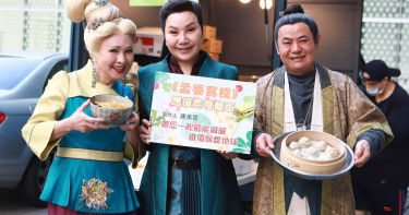 唐美雲吃素做環保多年 高雄業者北上應援展現好人緣
