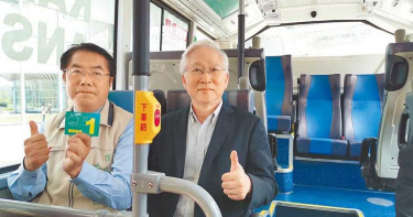 台南自駕公車試行上路 最快年底讓民眾試乘