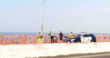 台南雙屍命案女子頸部有手指勒痕 男疑畏罪曾跳四草大橋又自行游上岸