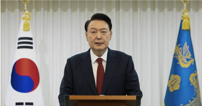 南韓檢警於今（15日）宣布逮捕現任總統尹錫悅。（圖／達志／美聯社）