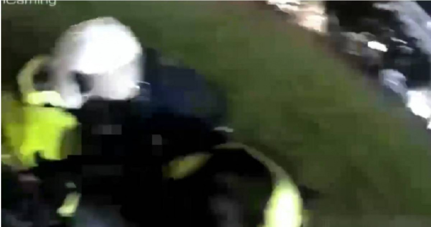 台北市立大學5日發生男子拒絕管束，與警方上演鬼抓人大戰。（圖／翻攝畫面）