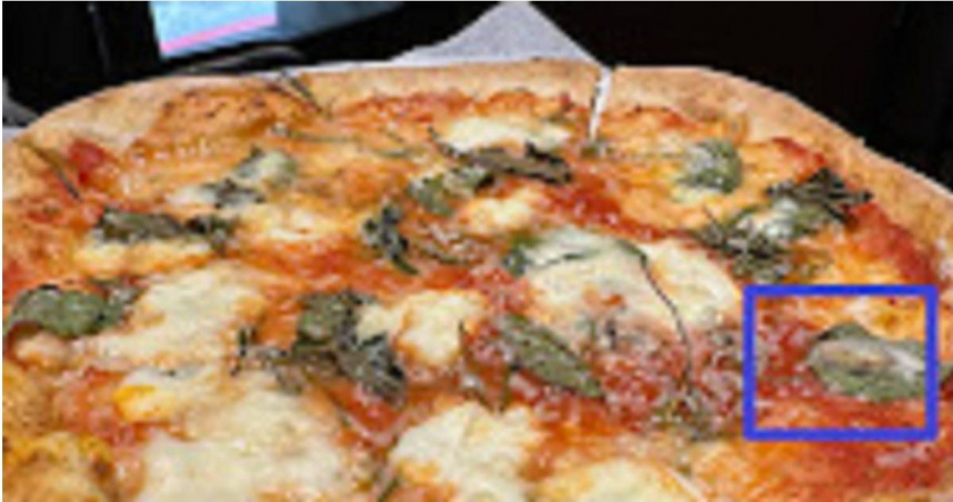 有民眾在台北市中山區的知名美式餐廳「Little New York 小紐約」用餐時，發現披薩上竟有毛毛蟲。（圖／擷取自Google Maps）