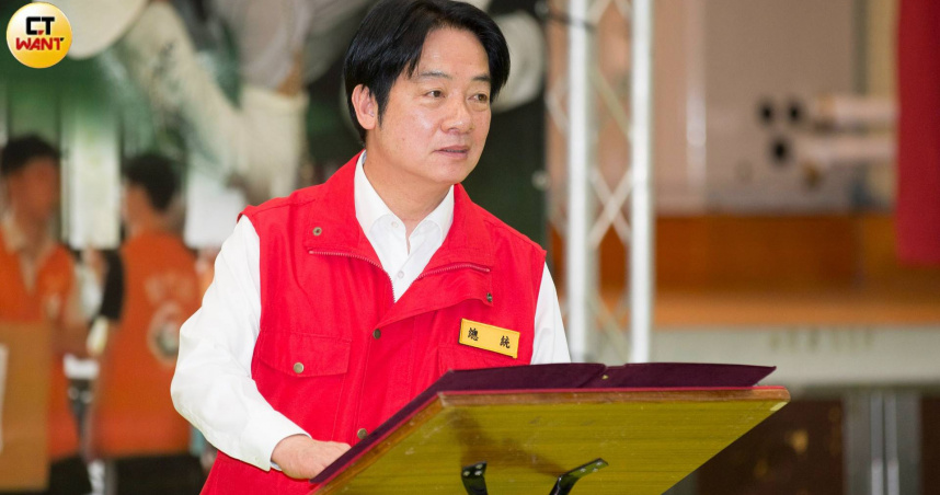 賴清德2022年曾喊「終結惡質罷免」，如今卻力挺大罷免，遭網友打臉雙標。（圖／黃威彬攝）