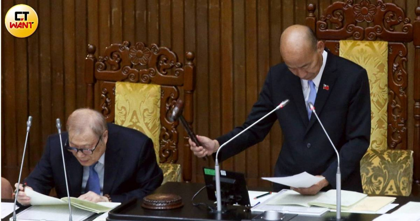 立法院今（29）日三讀通過「攬才專法」修正案。（圖／趙世勳攝）