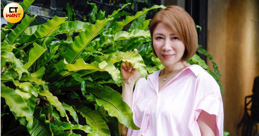 出道38年的李翊君，將在10月4日登上台北小巨蛋舉辦《翊起聽見愛》個人演唱會。（圖／趙文彬攝）