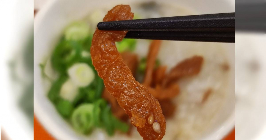 台灣古早味美食「豆棗」是許多人早餐必備的「掃飯神器」。（圖／翻攝自Facebook／廖炯程）