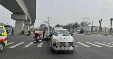 高雄市仁武區9日發生一起轎車闖紅燈,撞上機車騎士,騎士緊急送醫後仍不幸不治。(圖/翻攝畫面)