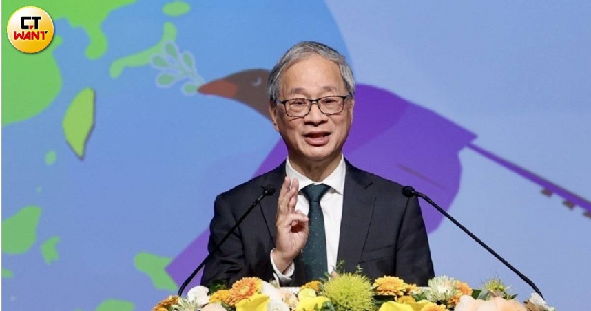 面對公視董事延任條款被刪除，文化部長李遠表示，將研擬補救機制，並盼公廣集團運作與員工權益不受影響。（圖／方萬民攝）