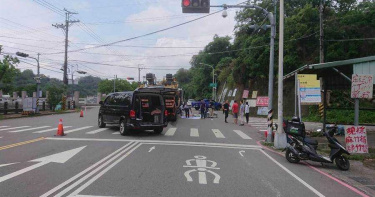 聯結車疑煞車不及! 女騎士停等紅燈直接被撞斃