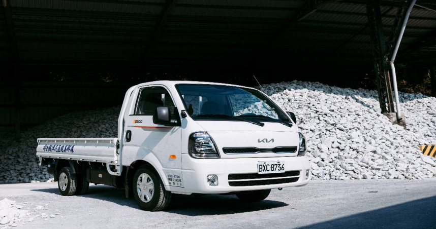 Kia卡旺K2500首季訂單、領牌再創同期歷史新高紀錄，累計銷售領牌達470台、近650張訂單，對比2024年同期379台，繳出年增率24%的佳績（圖／台灣森那美起亞提供）。