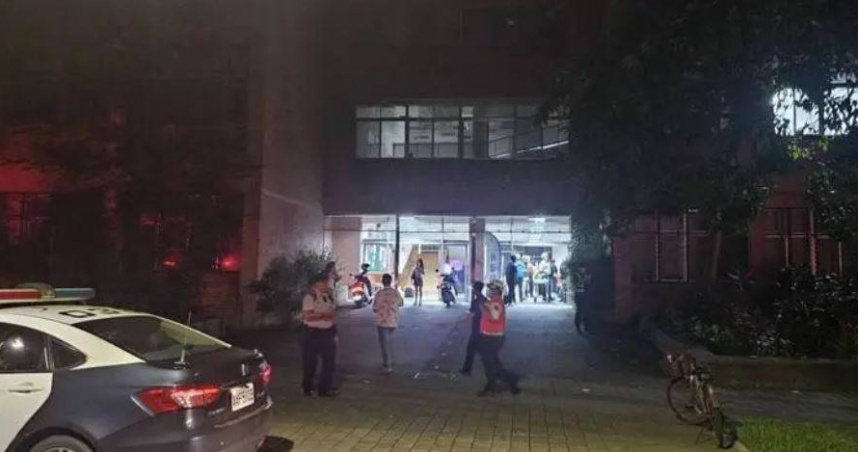 台大「流行歌唱社」營隊活動有18名學員疑因食物中毒送醫。（圖／翻攝畫面）