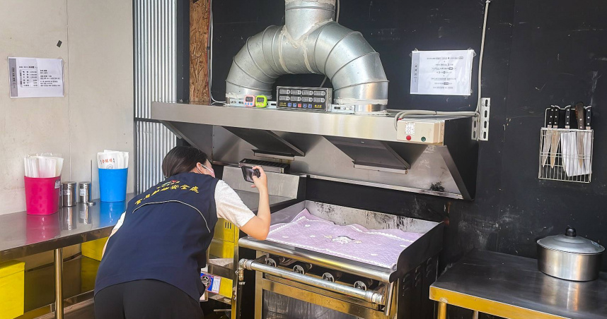 豐原一家烤鴨店連2個月爆發食物中毒，造成40多人出現上吐下瀉、發燒。（圖／台中市政府提供）