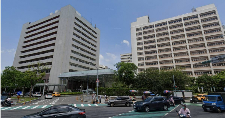 近日，林口長庚醫院在網路上發布徵才訊息，為招募病理科主治醫師開出「月薪65萬」待遇，在網路上引發醫事人員討論。（圖／翻攝Google Map）