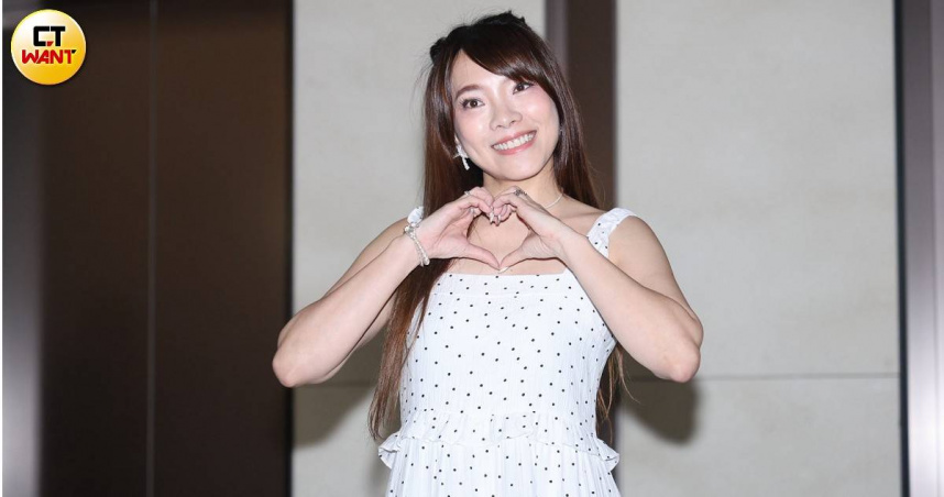 小優現身好友田舞陽與郭佩晴婚宴。（圖／蘇聖倫攝）