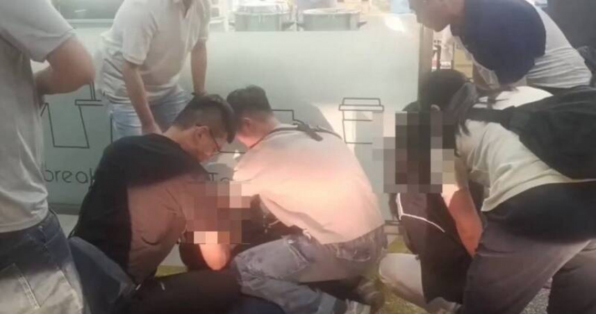 欠10萬遭登門討債口角爆血案！「警察殺手」背中2刀身亡　主嫌屏東落網