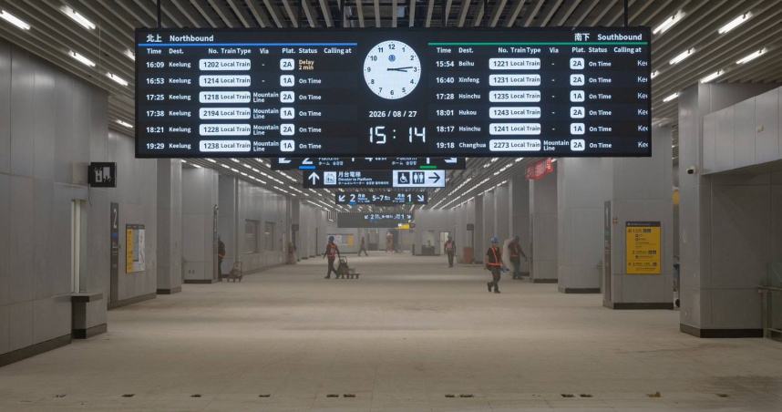 臺南鐵路地下化年底通車在即。（圖／交通部鐵道局提供）