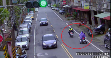 婦人騎三輪車到桃園探病卻迷途 警來回40公里當導航