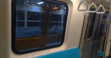 戴口罩還聞得到!北捷板南線飄燒焦味 750旅客被迫下車