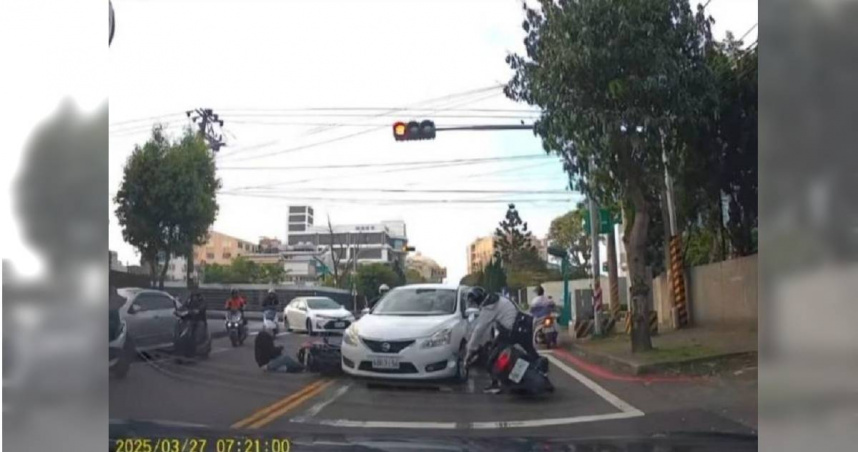 中壢上午發生交通事故，黃男稱自己身體不舒服，才會無法好好駕車。（圖／翻攝畫面）