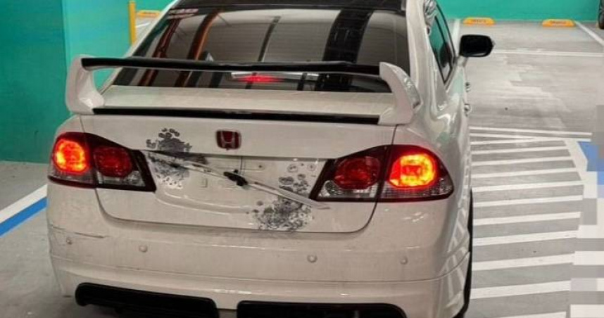 蘆洲深夜白車遭掃射衝逃五股。（ 圖／翻攝畫面）