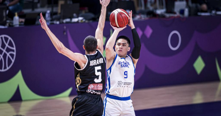 陳盈駿末節連進兩顆三分球。（圖／取自FIBA官網）