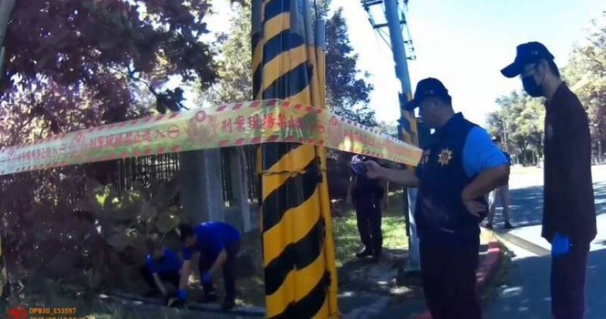 花蓮63歲街友陳屍德興棒球場旁水溝。（圖／翻攝畫面）