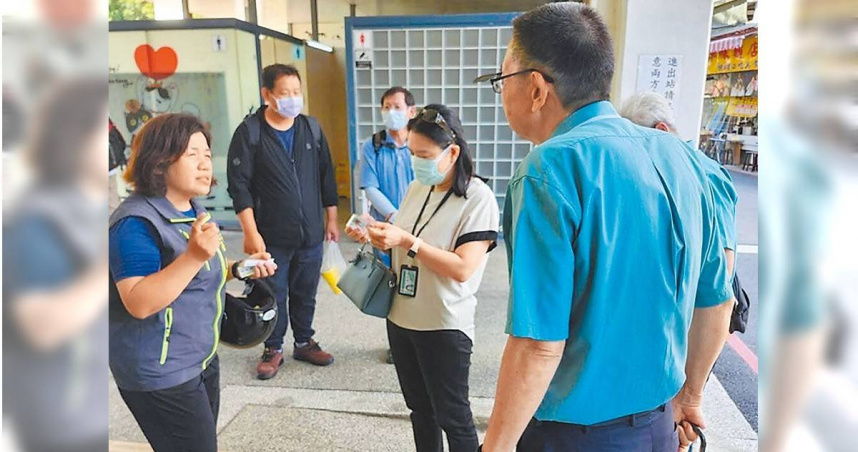 新北市瑞芳區知名景觀地點猴硐因地處偏僻沒有設置ATM，經過弓橋里長朱靜琪與立法委員廖先翔請命，終於成功爭取郵局在當地設置ATM提供服務，預計明年初就可啟用。（圖／朱靜琪提供／中國時報柯毓庭新北傳真）