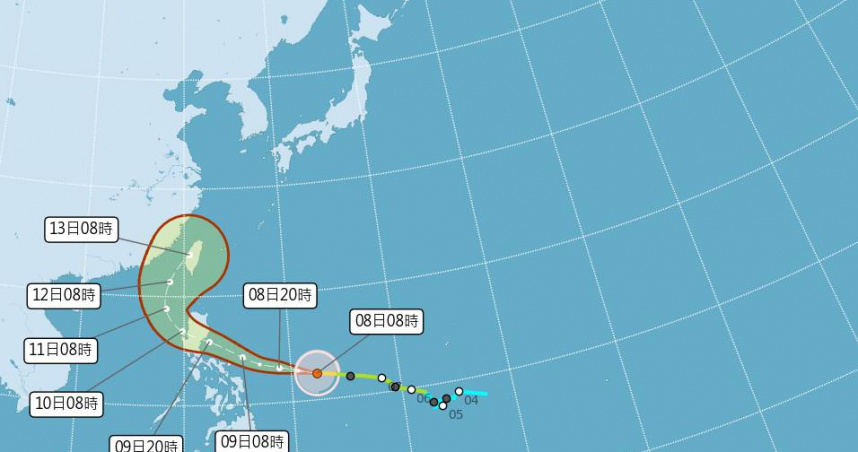中度颱風「鳳凰」今天（8日）上午8時中心位置在北緯12.4度，東經132.4度。（圖／氣象署）