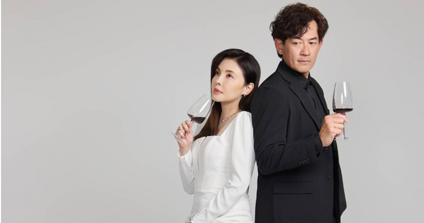 許茹芸首度挑戰舞台劇，與柯叔元搭檔演出。（圖／艾彼新創股份有限公司提供）