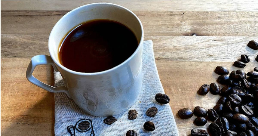 洪永祥提醒，咖啡豆保存不當可能產生「赭麴毒素」，破壞腎臟健康。（示意圖／photoAC）