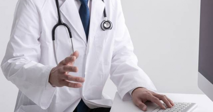 一名3寶爸因為長年洗腎，老婆幫他偷偷登記器官捐贈等候名單，過了1000多天終於等到。（示意圖／翻攝自photoAC）