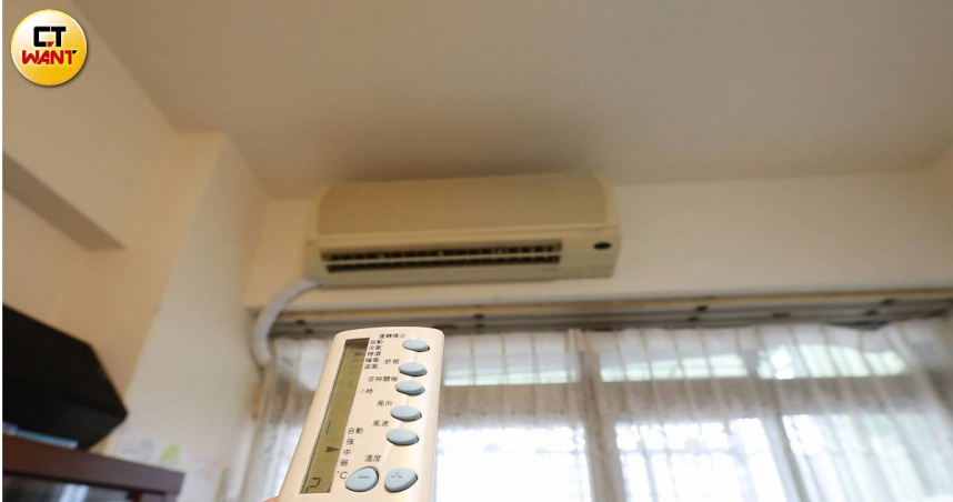 網友表示，她家冷氣變剉冰機。（示意圖／周志龍攝）