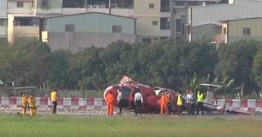 小港機場傳飛安意外 空勤總隊直升機迫降翻斷兩截