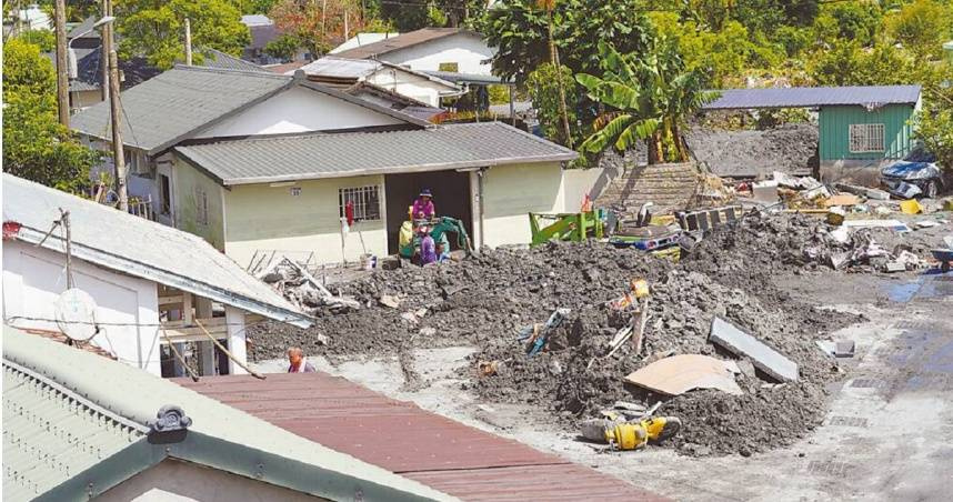 數位超人打造「鏟子英雄地圖」。（示意圖／報系資料照）