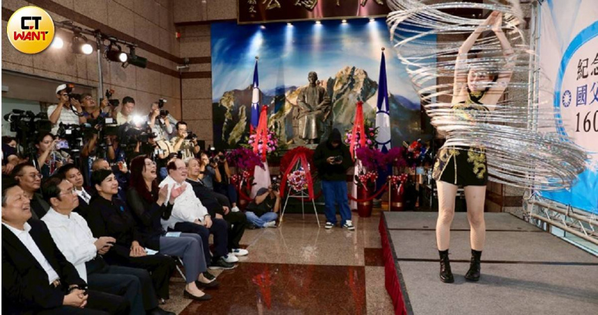 國民黨在新任主席鄭麗文上台後，能否與民眾黨在2026年百里侯選戰密切合作，各界關注。（圖／方萬民攝）