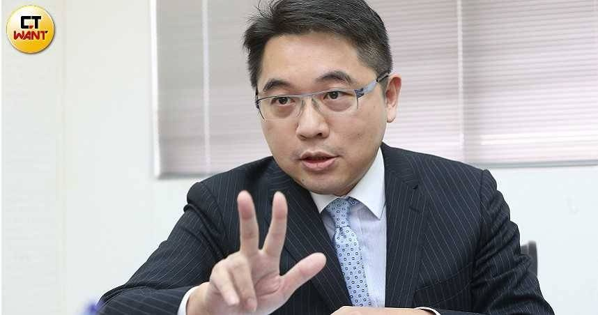 陸正義質疑京華城案指控缺乏法理基礎，強調將持續上訴爭取清白。（圖／趙世勳攝）