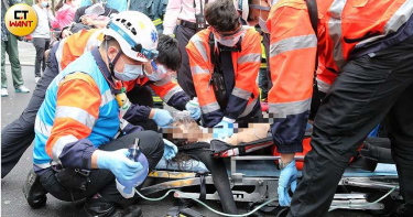 錢櫃大火/現場直擊!3人「無生命跡象」19人送醫 還有多人受困