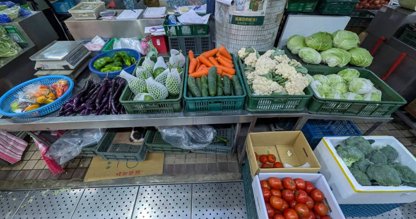 廖炯程解釋近期菜市場「無菜可賣」共有3大原因。（圖／翻攝臉書／廖炯程）