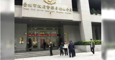 揮刀砍殺9旬岳母!78歲翁:入贅被她罵 下場拄拐杖上囚車