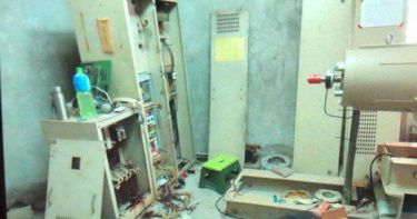 維修電梯機房遭電擊身亡 兒在一旁目睹全程