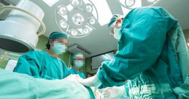 黑心醫院割包皮!衰男「拒多付25萬」醫喊卡 晾手術台1小時…麻藥退秒崩潰