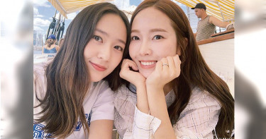 潔西卡和妹妹Krystal。（圖／翻攝Krystal微博）