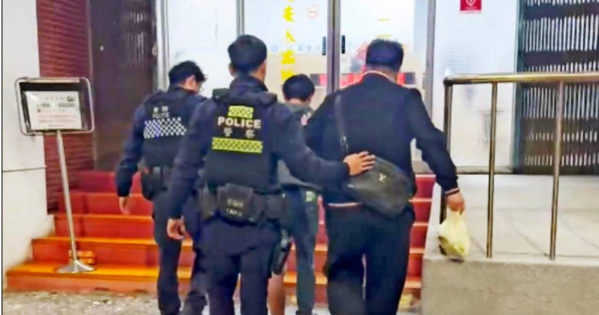 台南酒店大亂鬥爆衝突，顧客持刀傷人監視器全失靈，警方緊急抓捕4人。（ 圖／翻攝畫面）