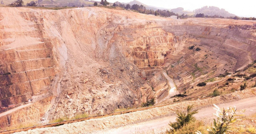 奈及利亞卡杜納州亞多卡村砂坑坍塌，伊斯蘭學校孩童受困，疑涉童工引發關注（示意圖／Pixabay）