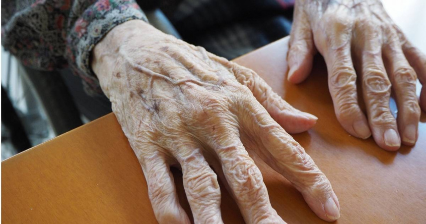 日本興起出租阿嬤服務，讓一些阿嬤有被需要的感覺。（示意圖／photoAC）