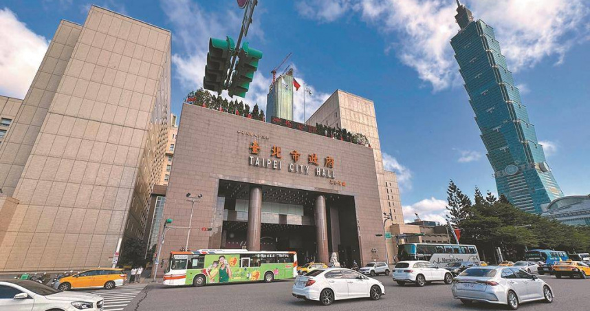 北市市府推動「.taipei」網域， 但部分註冊網域疑涉經營線上博弈或散布情色文字等違規行為，台北市資訊局回應，已要求營運廠商辦理停止使用。（圖／報系資料照）