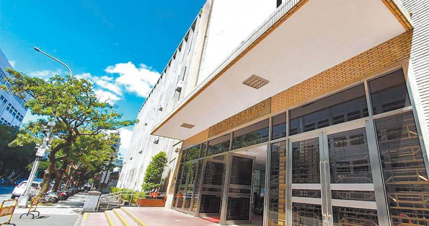 警臨檢遭衝撞開槍制止誤殺女乘客，台灣高等法院認為，員警沒有逾越必要程度，判新北市府、警局免國賠。（圖／報系資料照）